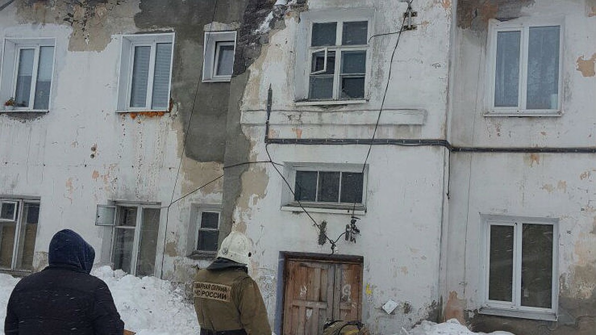 Жители рухнувшего дома в Печоре: коммунальщики заявляют, что мы сами  виноваты - KP.RU