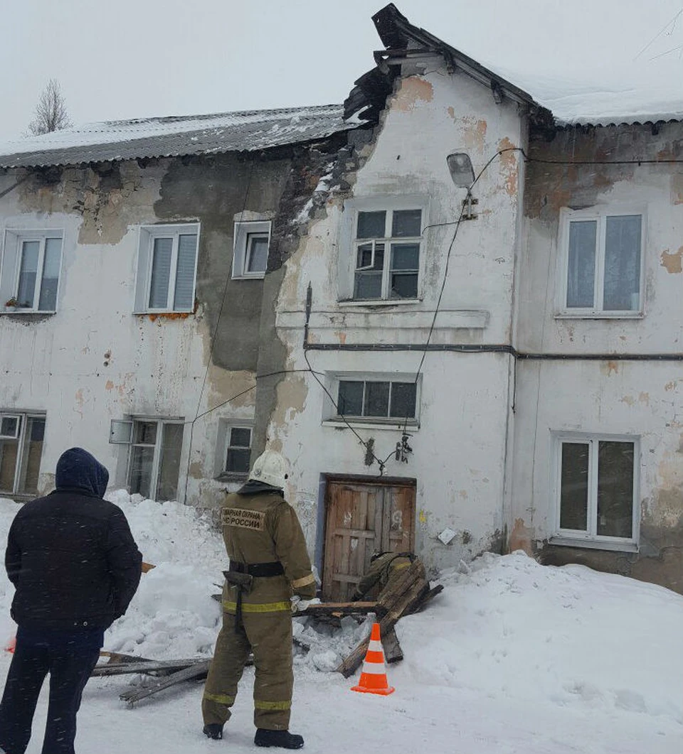 Жители рухнувшего дома в Печоре: коммунальщики заявляют, что мы сами  виноваты - KP.RU