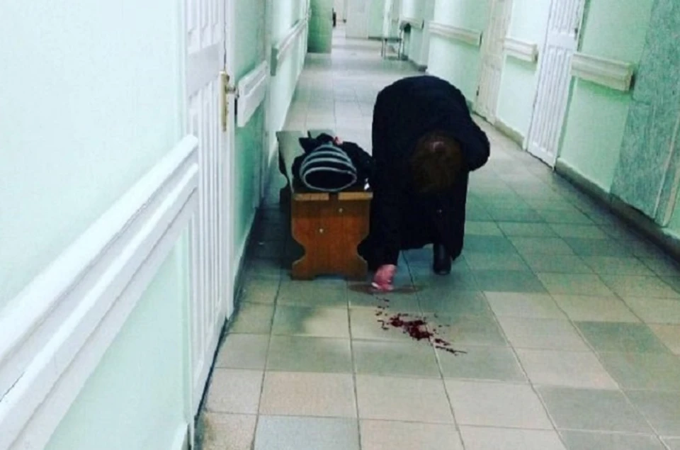 В социальных сетях Пятигорска сейчас бурно обсуждают происшествие в городской больнице. Фото: Сергей Симановский.