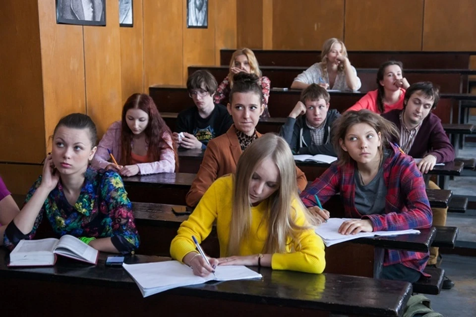 С 10 апреля на ТНТ - премьера нового комедийного сериала «Филфак». Фото: предоставлено телеканалом ТНТ