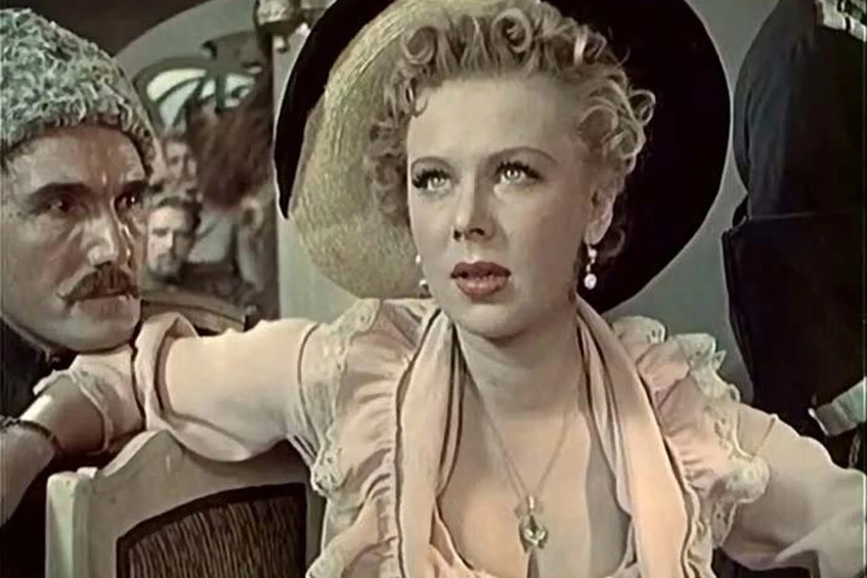 В картине «Олеко Дундич» (1958 год) Лариса Кронбер сыграла роль красавицы дочери белогвардейского полковника.