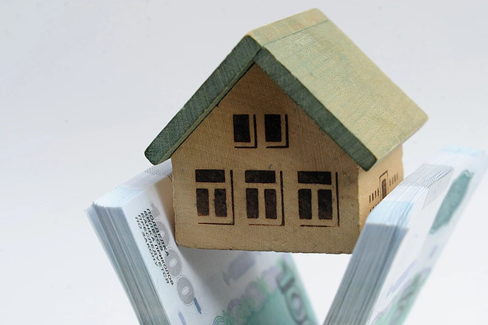 Руководитель Аналитического центра ИНКОМ-Недвижимость Дмитрий Таганов считает, что цены на квартиры в новостройках уже не могут больше снижаться, так как они достигли своего максимума.