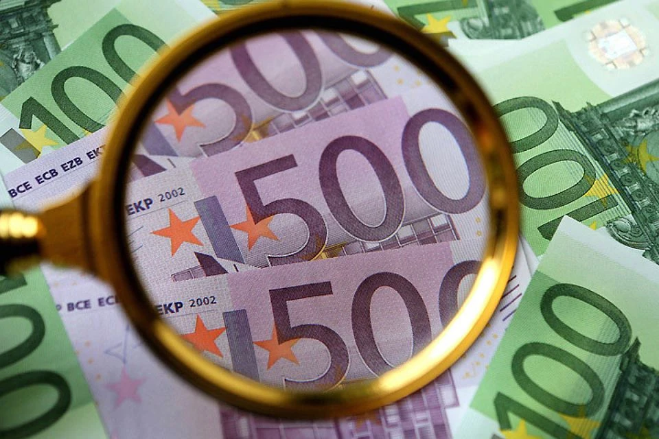 В Финляндии за хорошую наводку могут заплатить несколько тысяч евро. Фото: Александр Демьянчук/ТАСС
