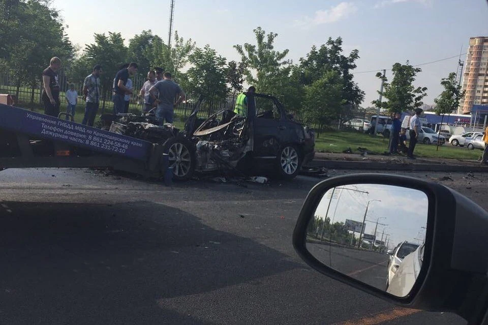 В страшной аварии погиб дорожный рабочий Фото: vk.com/romaarkan