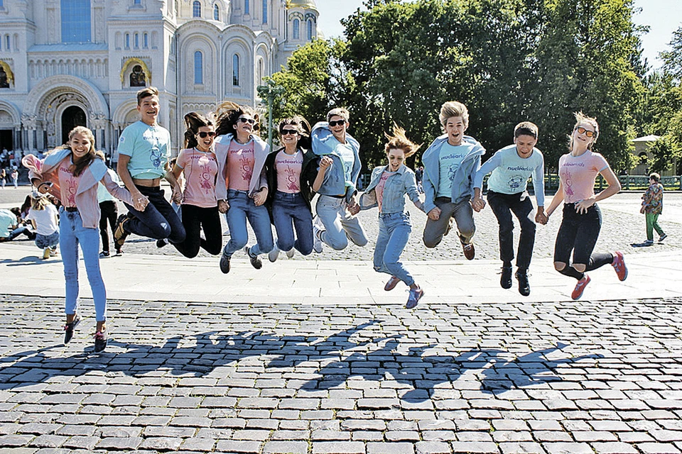Сами дети говорят: Nuckids - это семья! Фото: nuckids.ru