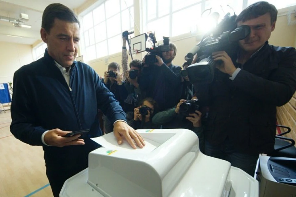 Лидер голосования определился практически сразу же – им стал Евгений Куйвашев.