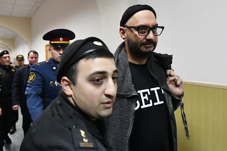 Кирилл Серебренников, который провел под домашним арестом полтора месяца, казался спокойным