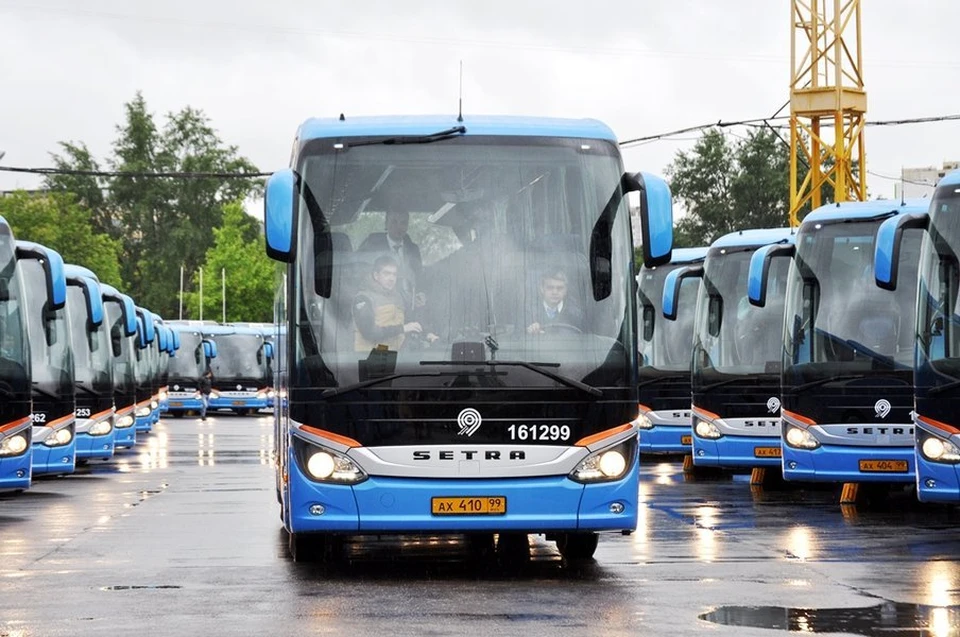 Туристические автобусы оснащены всем для полного удобства пассажиров. Фото: Мосгортранс
