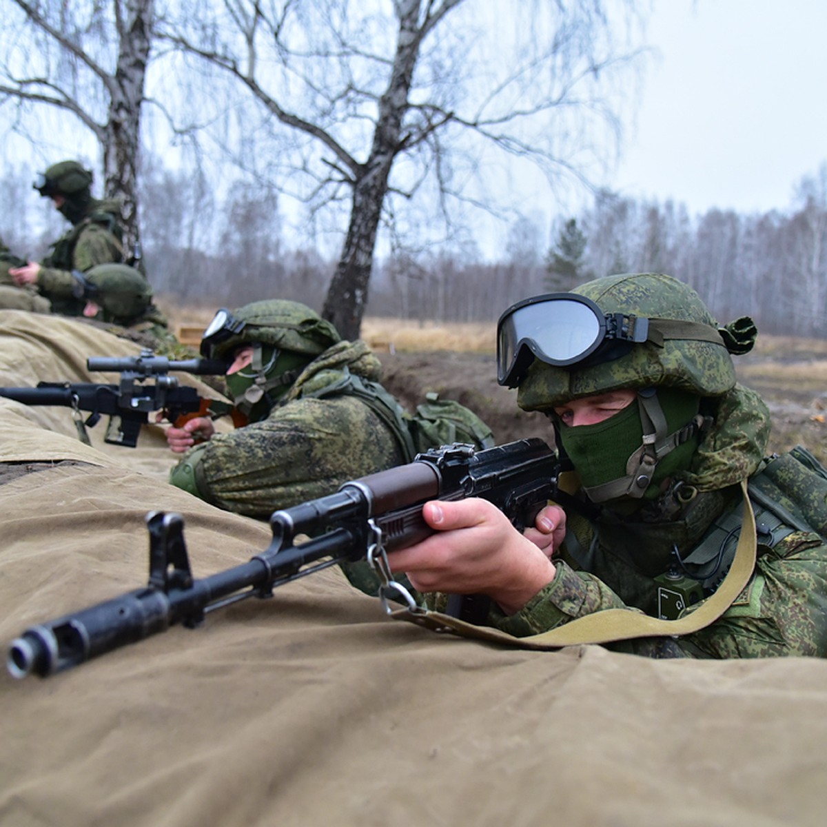 В Новосибирске готовят разведчиков в воздухе и под водой - KP.RU