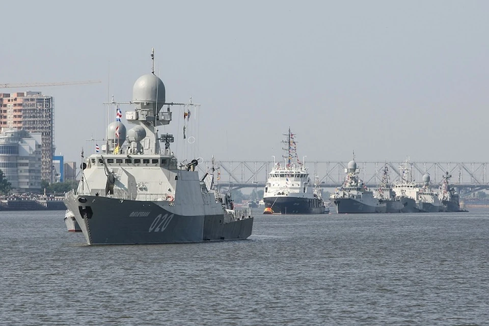 Семь военнослужащих удостоены почётных грамот губернатора