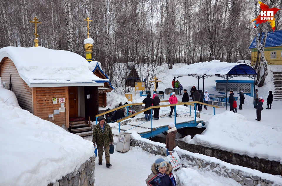 В предновогодний день новосибирцы могут отправиться в Ложок на святой источник.