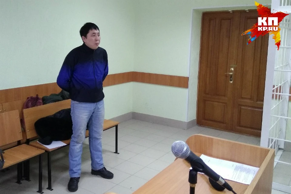Теперь уже бывший судебный пристав сам оказался обвиняемым.