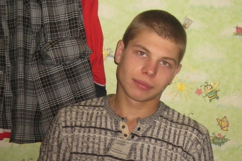 22-летнего рядового Михаила Бевзюка привезли мертвым родителям в Калинковичский район еще два года назад. Фото: соцсети