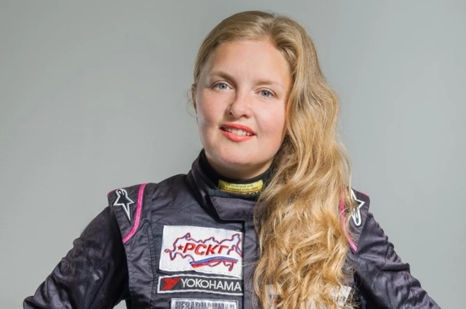 Министр спорта удмуртской. Наталья Гольцова. Гольцова Инга. Гольцова Наталья Викторовна. Гонщица из Ижевска Наталья Гольцова фото.