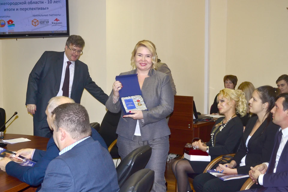 Президент компании «Евродом» Алена Харитонова на церемонии награждения. Фото предоставлено компанией «Евродом».