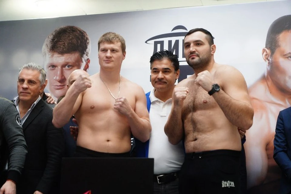 В Екатеринбурге проходит главный боксерский поединок года. Александр Поветкин против Кристиана Хаммера