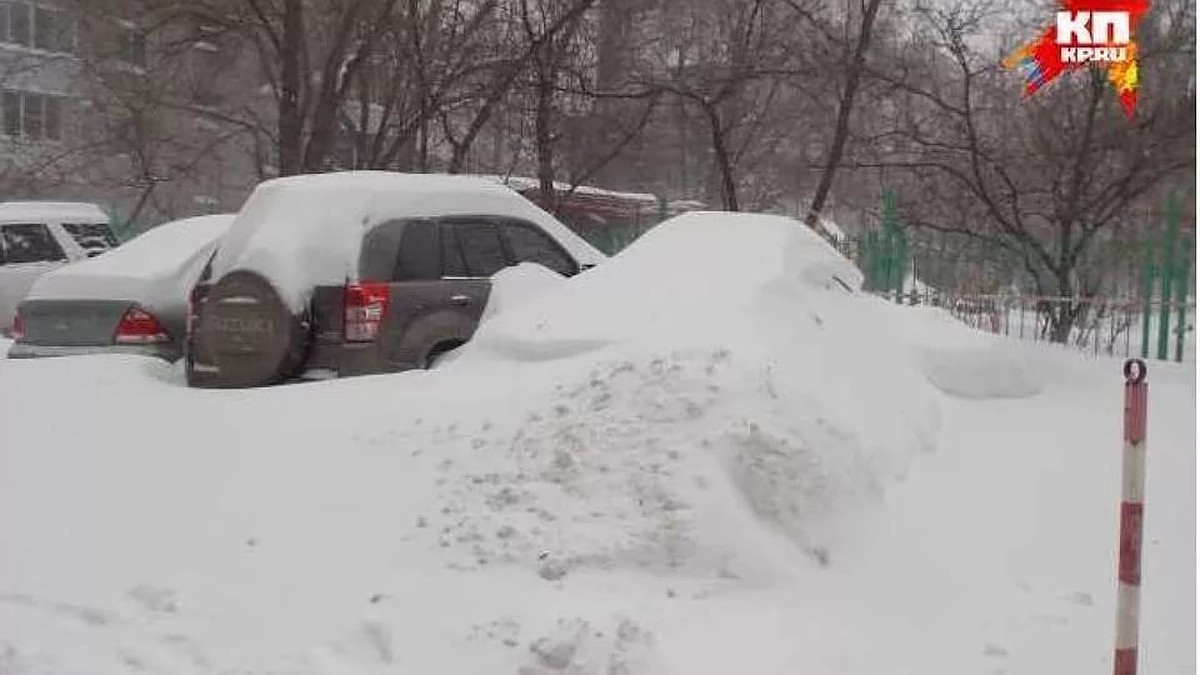 Куда жаловаться в Ростове-на-Дону, если во дворе не чистят снег - KP.RU