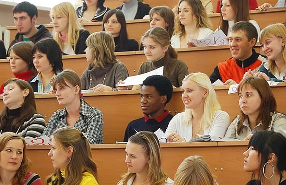 Надо создать условия, чтобы в Россию приезжали учиться талантливые студенты из других стран