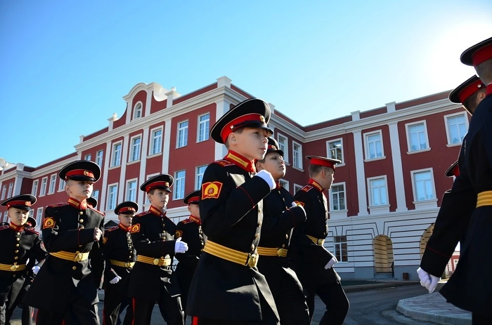 Военное училище в москве