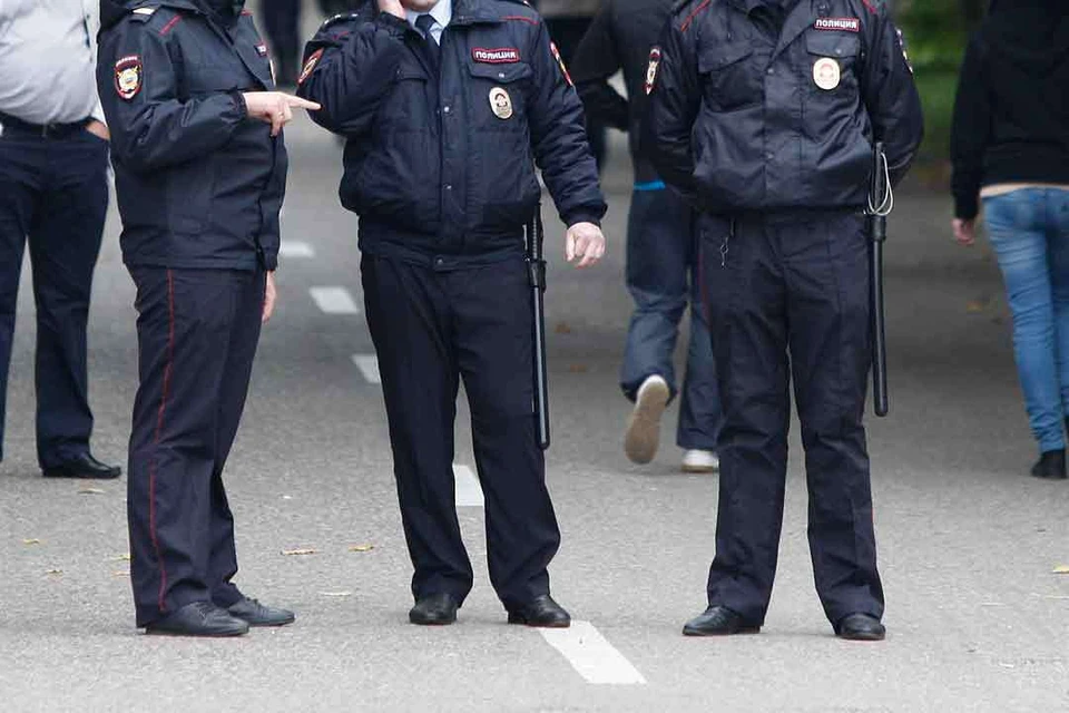 В Дагестане полицейский жестоко избил подростка, не уступившего ему дорогу