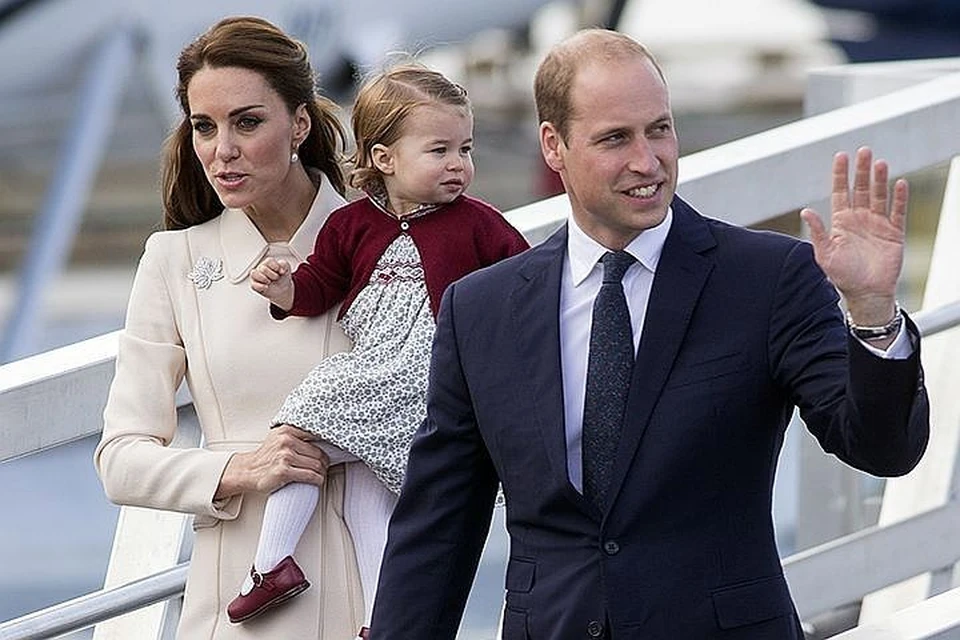Герцог и Герцогиня Кембриджские ждут третьего ребенка. На фото - с дочкой Шарлоттой.