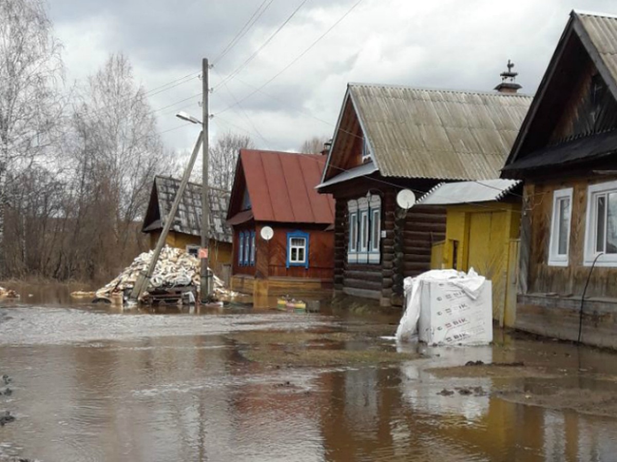 Стихия киров. Затопление деревни под Киевом. Экскурсия по затопленной деревне. Затопление деревни Ханжарово. Река Андрак.