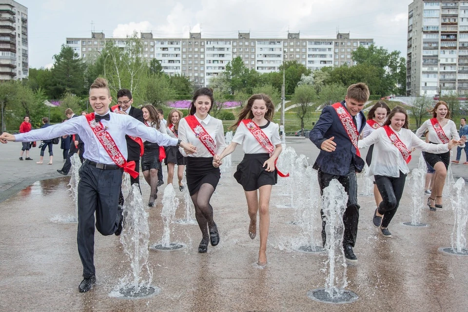 Последний звонок в школе фото выпускников