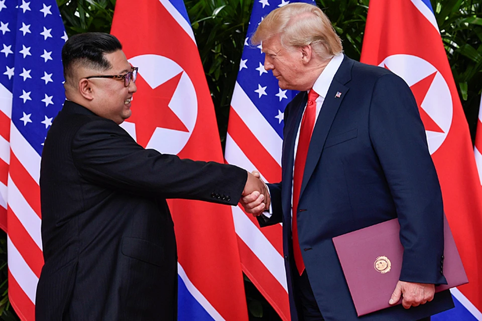 По итогам переговоров лидеры США и КНДР подписали всеобъемлющий документ