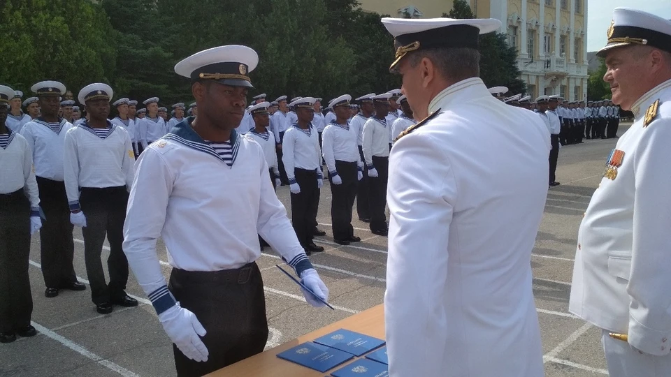 28 выпускников из Экваториальной Гвинеи получили дипломы об окончании морского училища в Севастополе