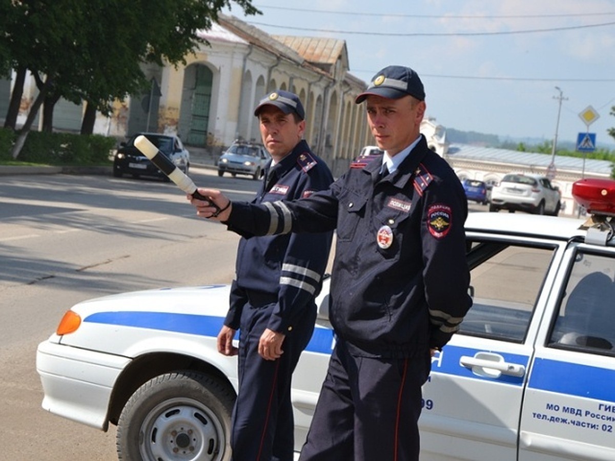 В Прикамье полицейские нашли пенсионерку, которая семь часов блуждала по  лесу - KP.RU