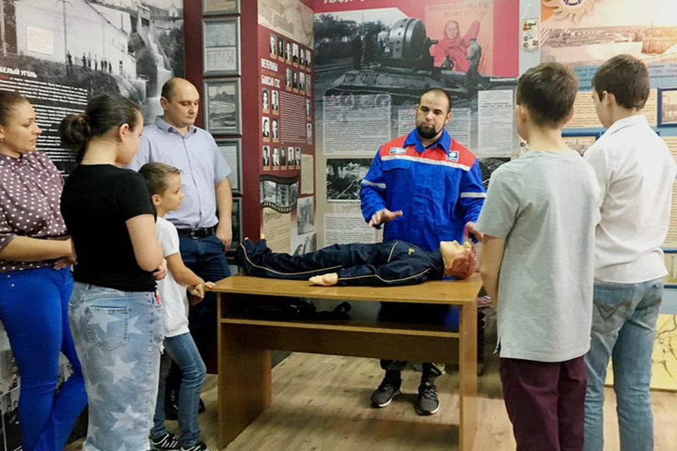 На экскурсии в коропоративном музее "Ставропольэнерго"
