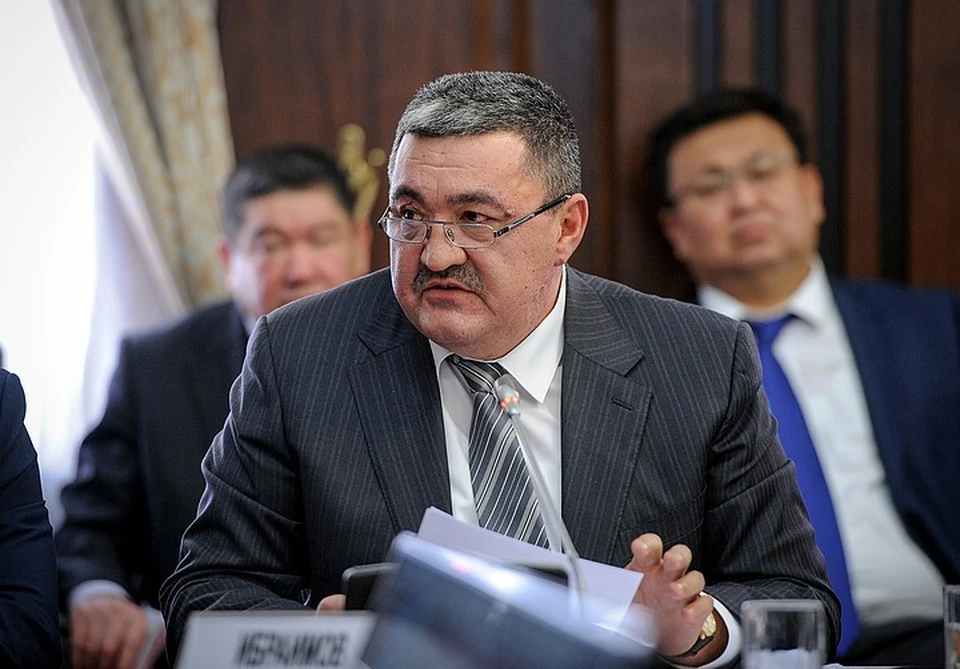 Депутаты выразили недоверие мэру Албеку Ибраимову.