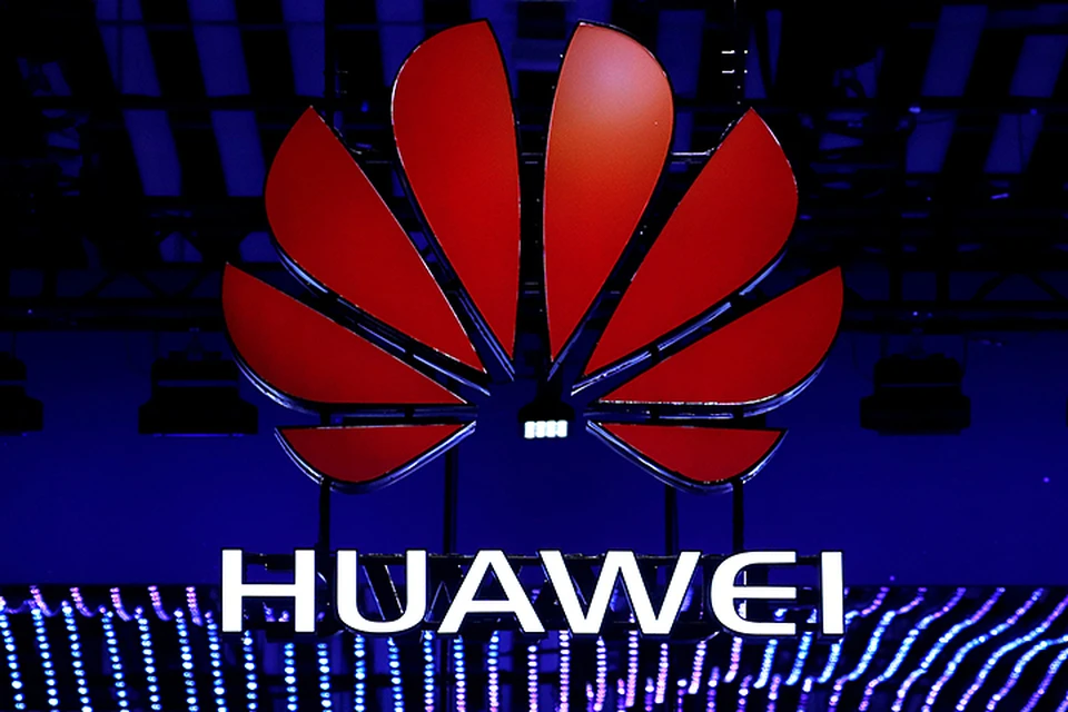 В качестве причин успеха Huawei эксперты назвали запуск продажи ряда смартфонов