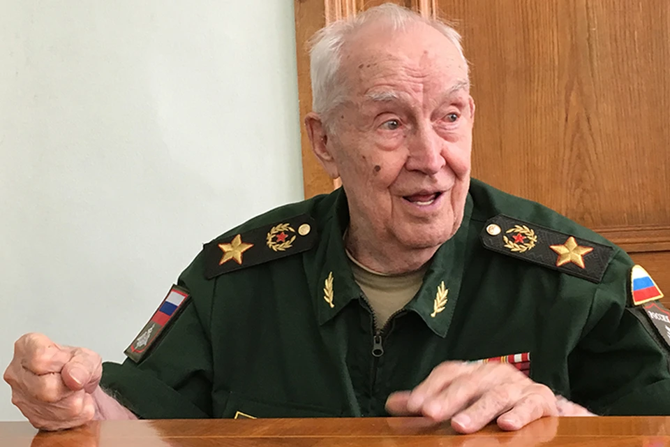 Генерал армии Махмут Ахметович Гареев награжден 19 орденами и 30 медалями