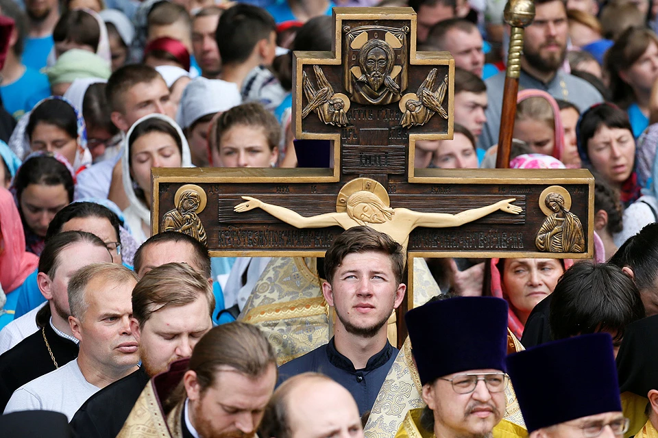 Праздник 1030-летия Крещения Руси собрал в Киеве десятки тысяч паломников.