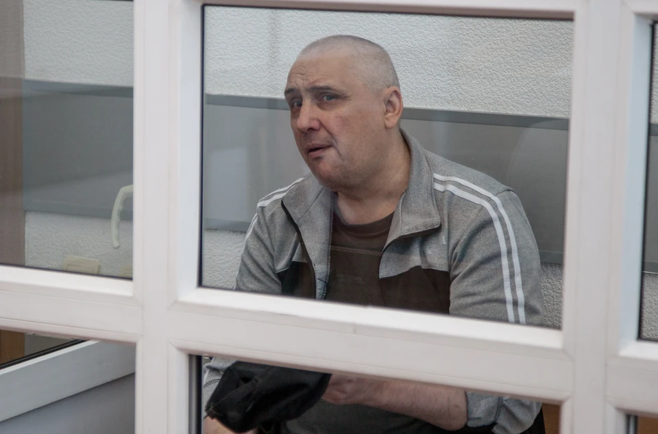 Виктор Меркушев на скамье подсудимых.