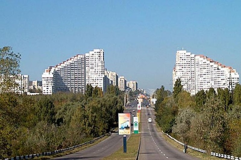 В городе мы привыкли видеть только изъяны