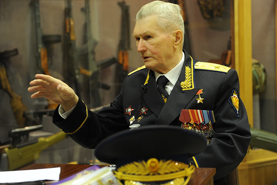 Генарал-майор в отставке, Герой Советского Союза, Геннадий Зайцев