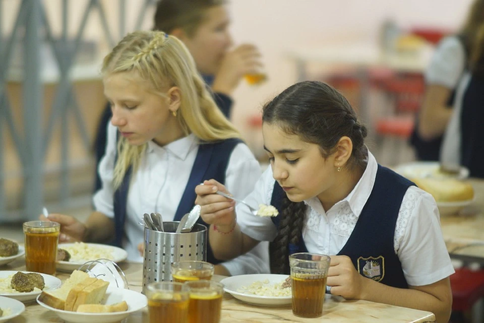 Вкусно или нет: нижегородские родители сами проверяют качество школьного питания