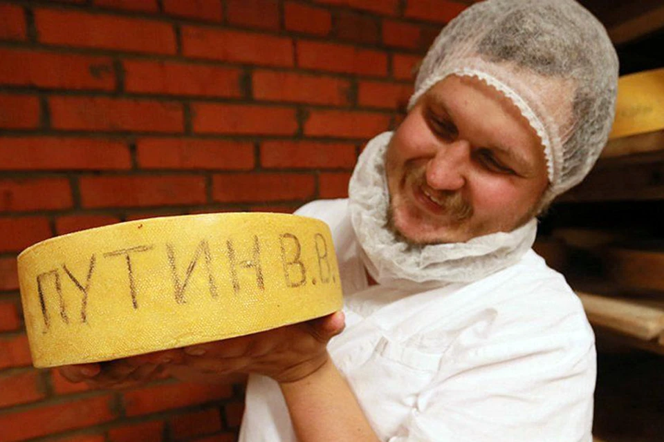 Олег Сирота не раз пытался передать сыр президенту