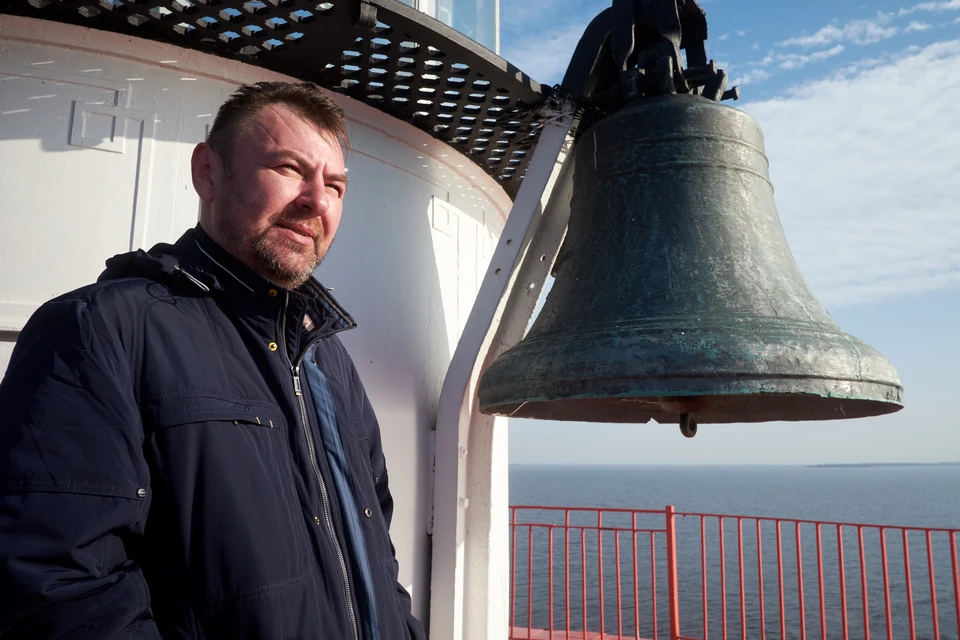 Капитан второго ранга Дмитрий Масько и его супруга Юлия отправились на маяк в поисках тишины и спокойствия