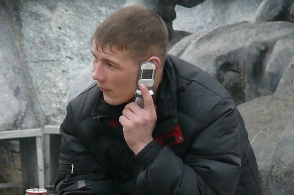 25-летний ярославец за деньги разблокировал заблокированные им же телефоны.