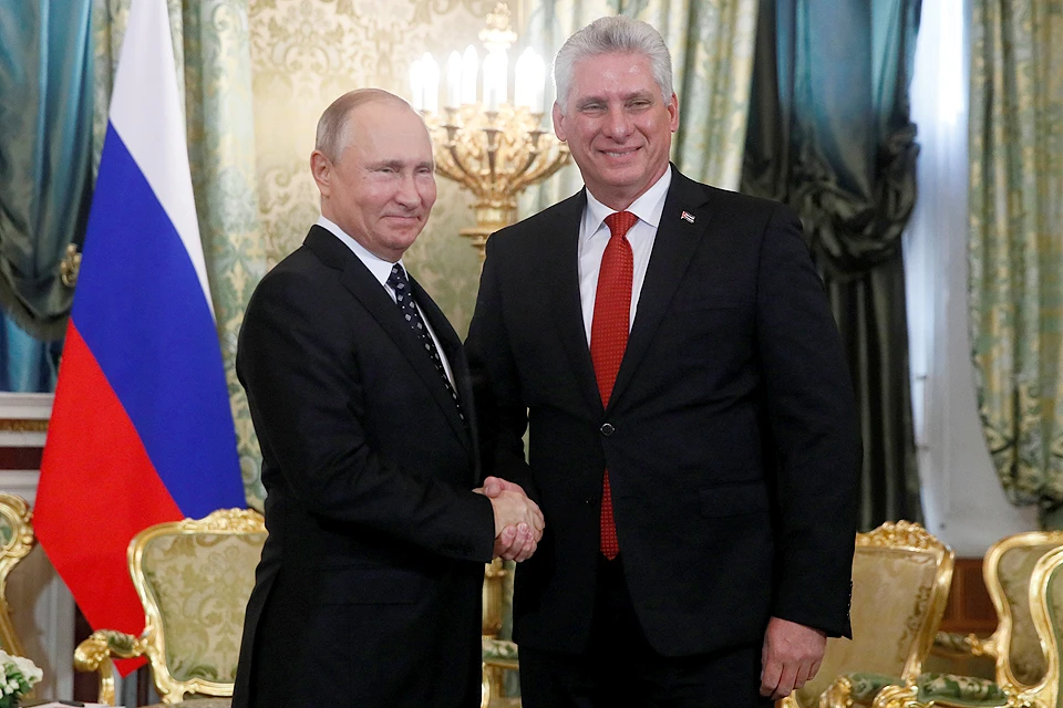 Председатель Госсовета и Совета министров Кубы Мигель Диас-Канель Бермудес пригласил Владимира Путина в Гавану.