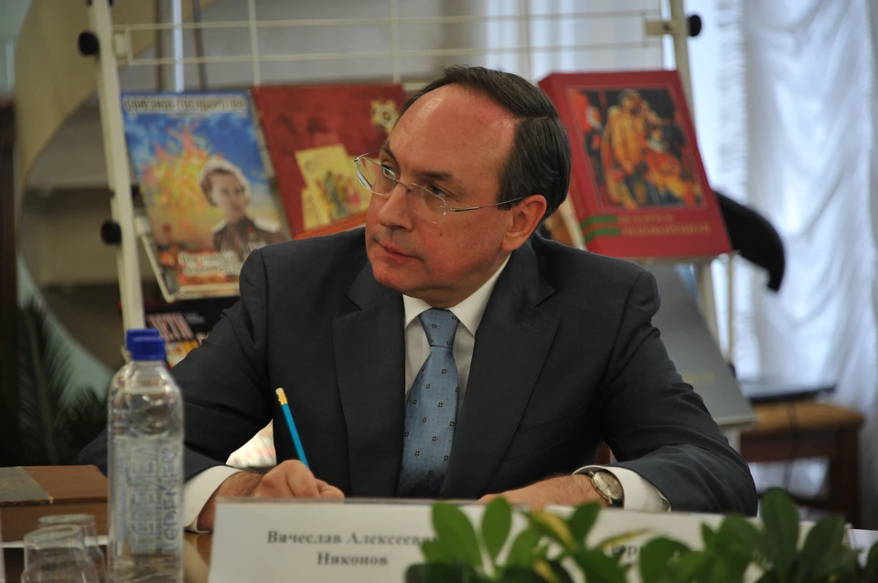 Председатель правления фонда "Русский мир" и глава Комитета Госдумы по образованию и науке Вячеслав Никонов.