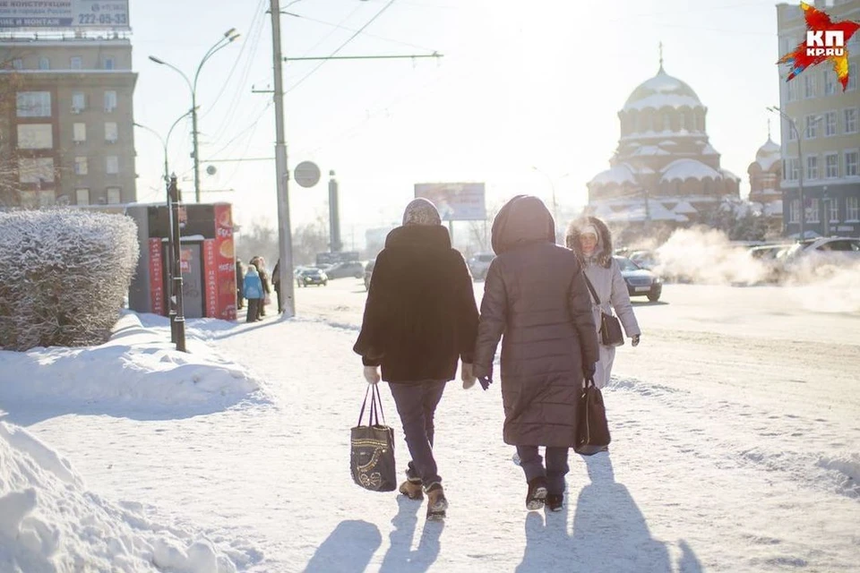 Сейчас хожу. Как люди одеваются в Новосибирске зимой. В чем ходят в Казани зимой. Как одеваются в Новосибирске сейчас. Казань как одеваются в декабре.