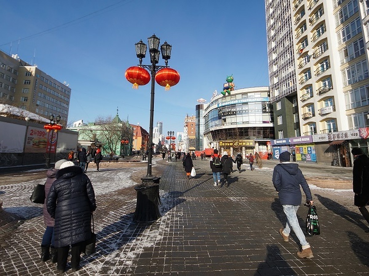 Жители Екатеринбурга жалуются на серые улицы Екатеринбурга перед Новым  годом - KP.RU