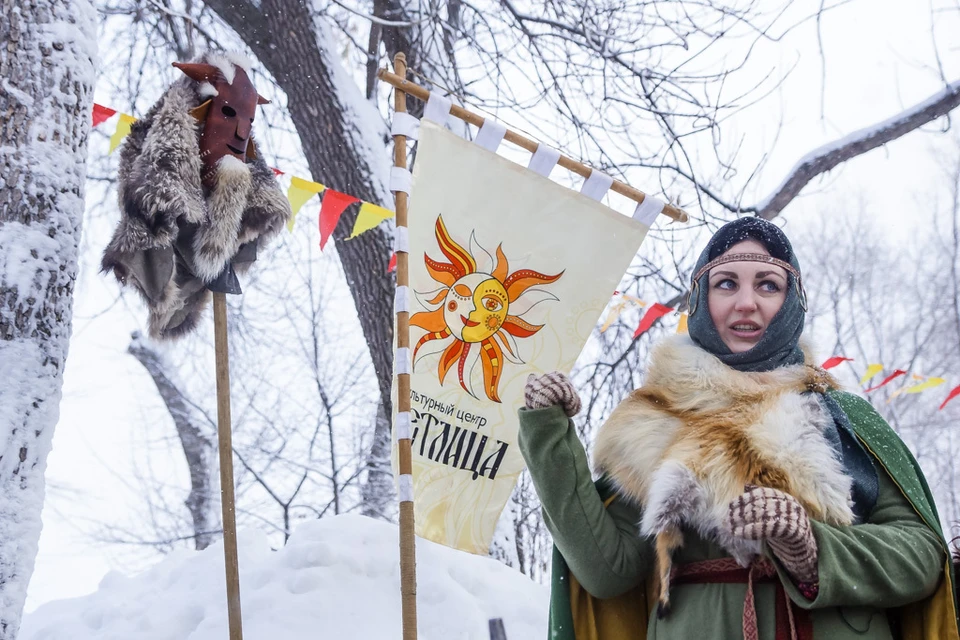 На фестивале "Славянская зима" знакомят с традиционными русскими забавами