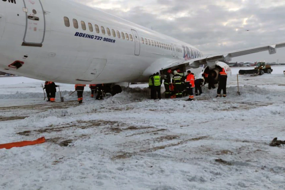 В связи с инцидентом аэропорт «Шереметьево» был вынужден временно закрыть ВПП-1. Фото: Предоставлено пресс-службой Шереметьево
