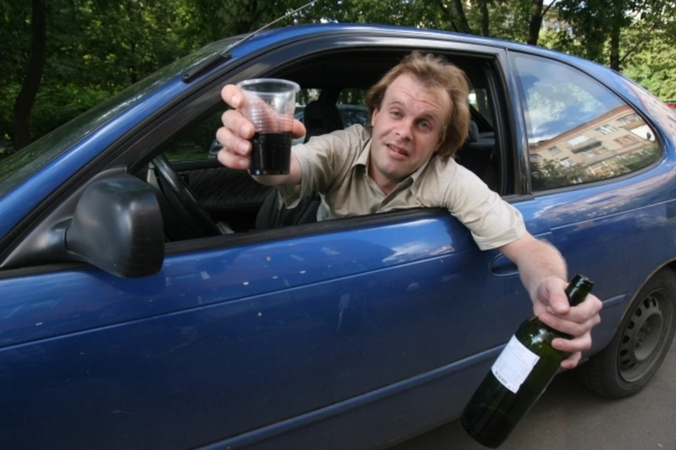 Человек, который сел пьяным за руль, уже является преступником