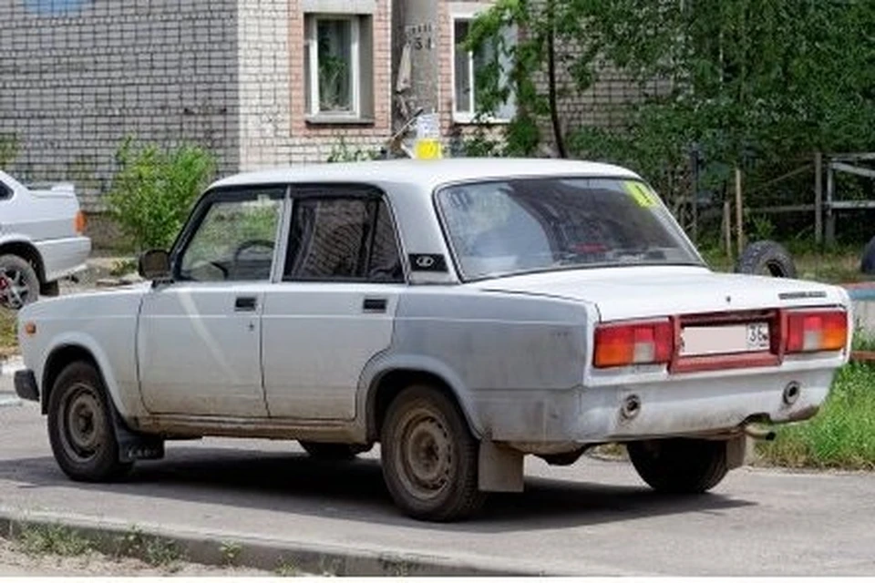 По словам виновников ДТП, герой передвигается на этой машине. Фото: http://avto-nomer.ru/